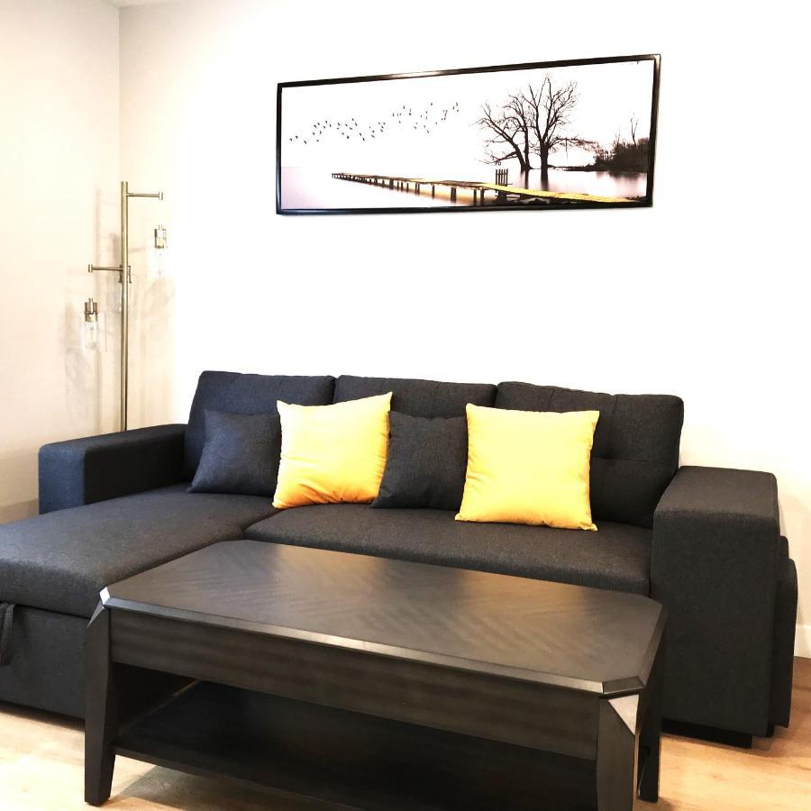 Brand New 2Br Condo With Outdoor Swimming Pool And Hot Tub Canmore Exterior photo